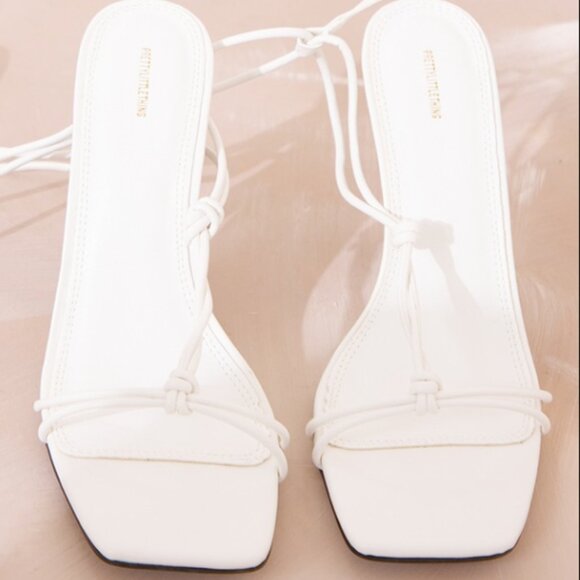 PrettyLittleThing Barely There Twisted Knot Lace Up Heeled Sandals Sz 7 - Picture 2 of 11